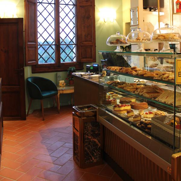 Essenza in San Miniato - Piazza del Popolo - San Miniato (PI)      